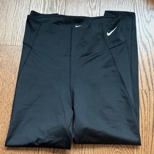 Nike Women’s High-wasted Black Active Leggings